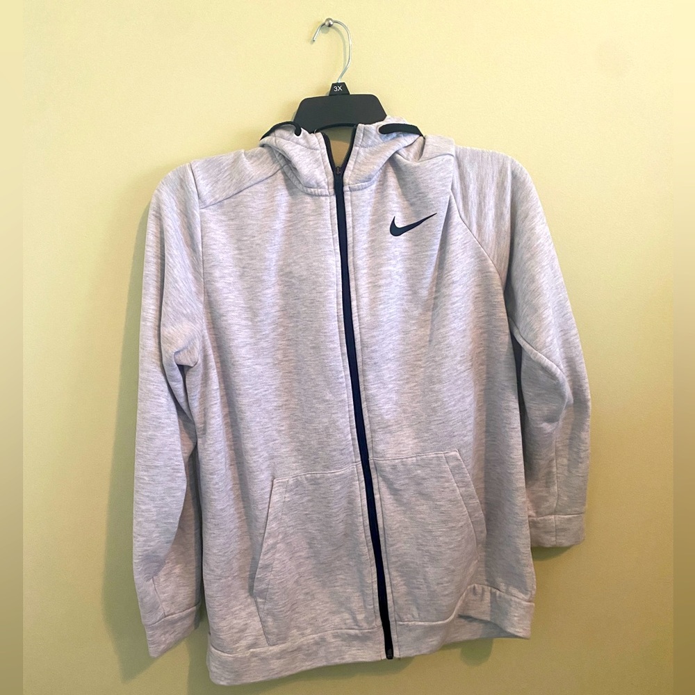 Dri fit Nike zip up sz L